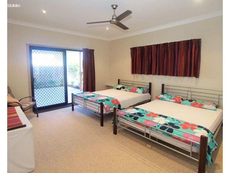 33 Traviston Way, Burrum Heads QLD 4659