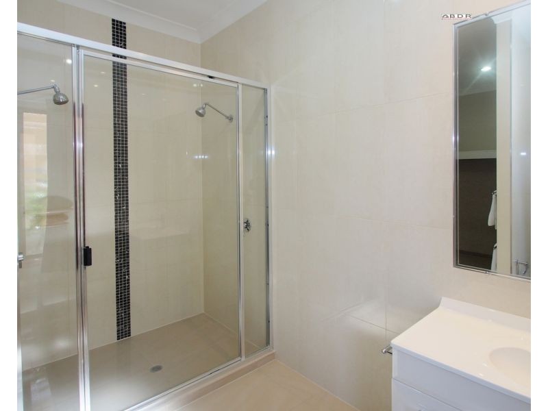 33 Traviston Way, Burrum Heads QLD 4659