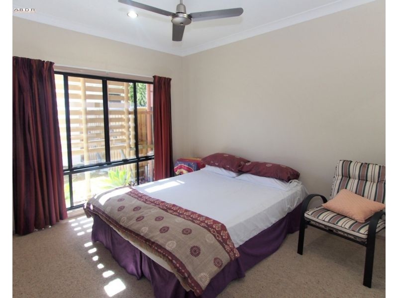 33 Traviston Way, Burrum Heads QLD 4659
