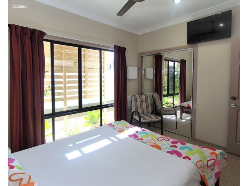 33 Traviston Way, Burrum Heads QLD 4659