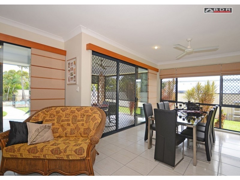 20 Noeme St, Burrum Heads QLD 4659