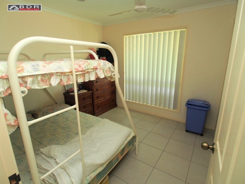 28 East Street, Howard QLD 4659