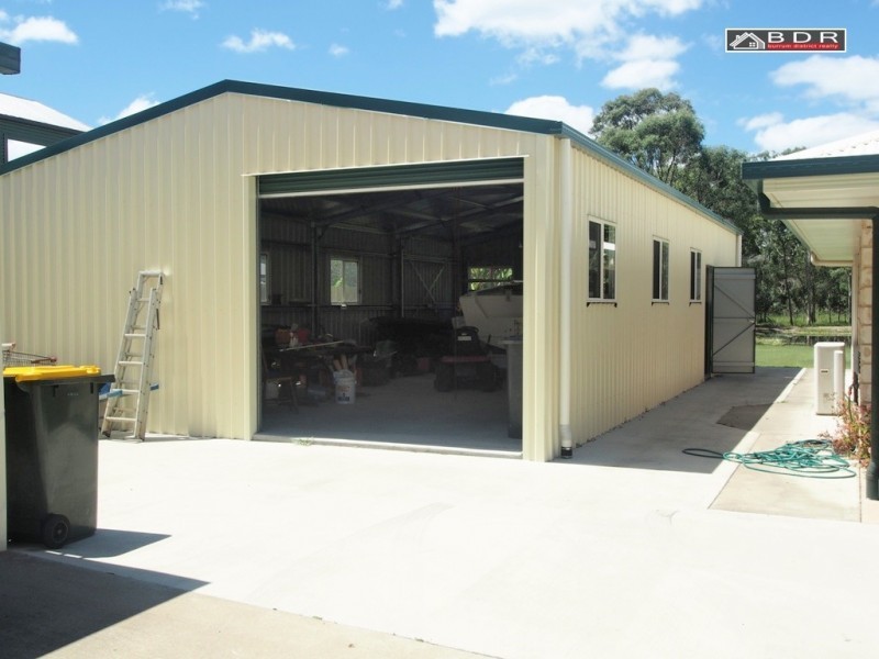 28 East Street, Howard QLD 4659