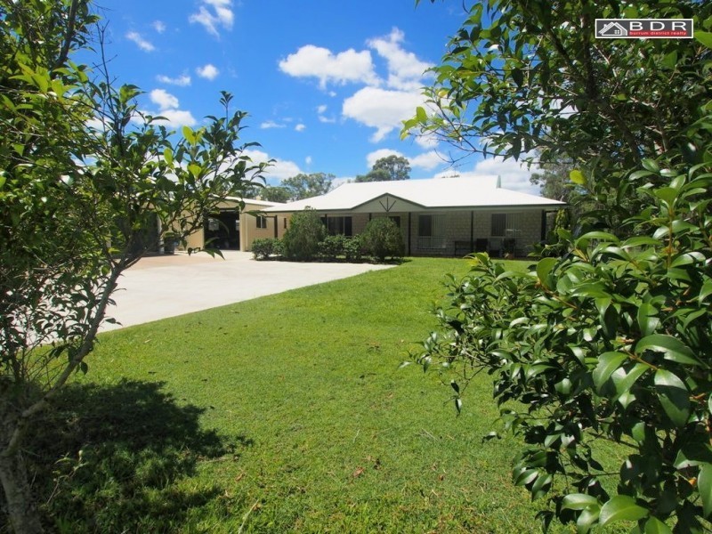 28 East Street, Howard QLD 4659