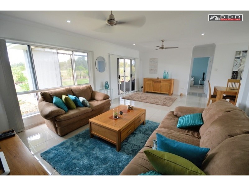 71 Beach Drive, Burrum Heads QLD 4659