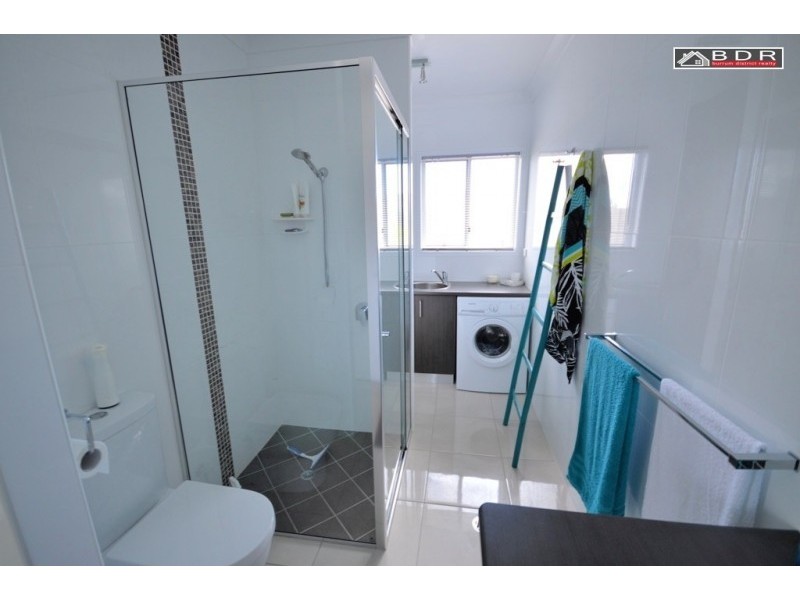 71 Beach Drive, Burrum Heads QLD 4659