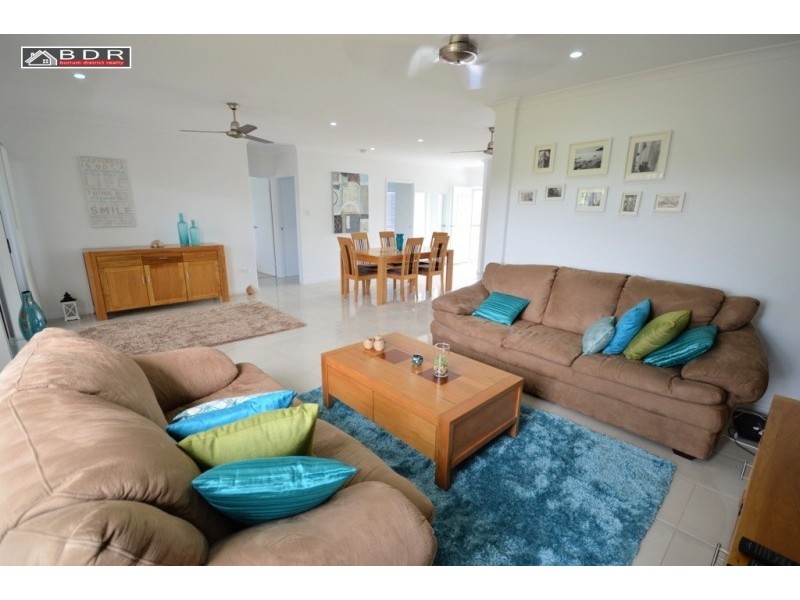 71 Beach Drive, Burrum Heads QLD 4659