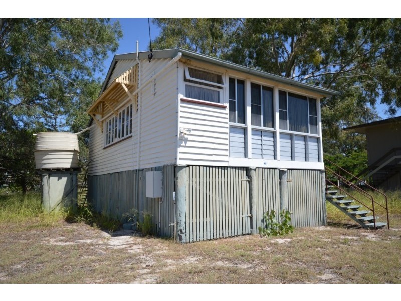 33 Howard Street, Burrum Heads QLD 4659