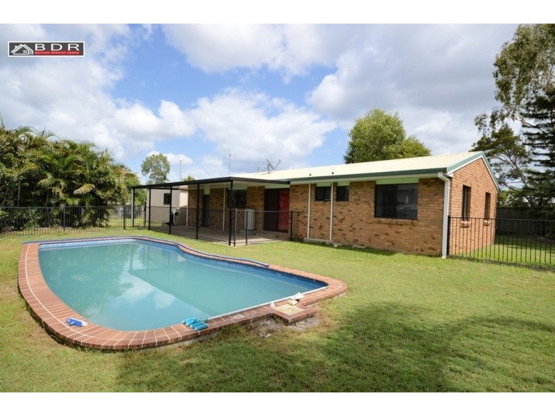 8 Robertson Street, Torbanlea QLD 4662