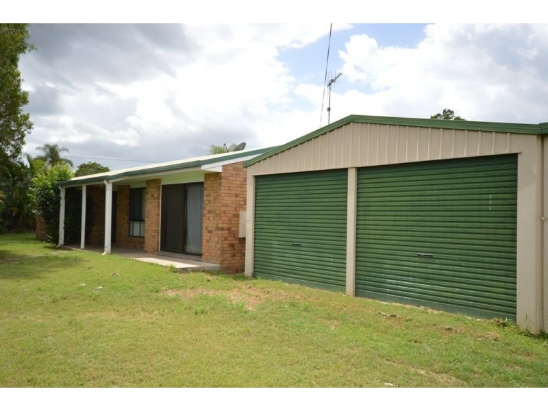 8 Robertson Street, Torbanlea QLD 4662