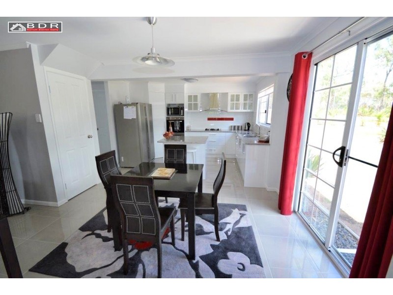 94 Hunter St, Torbanlea QLD 4662