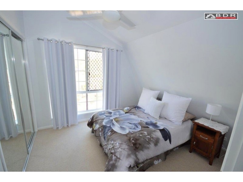 94 Hunter St, Torbanlea QLD 4662