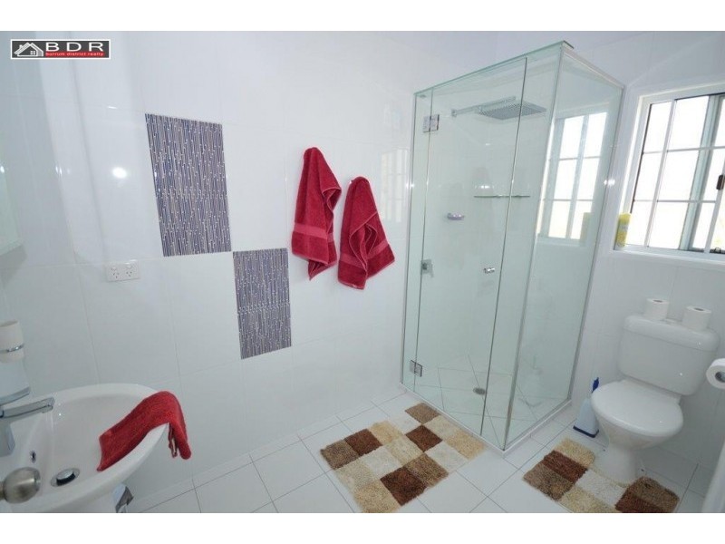 94 Hunter St, Torbanlea QLD 4662