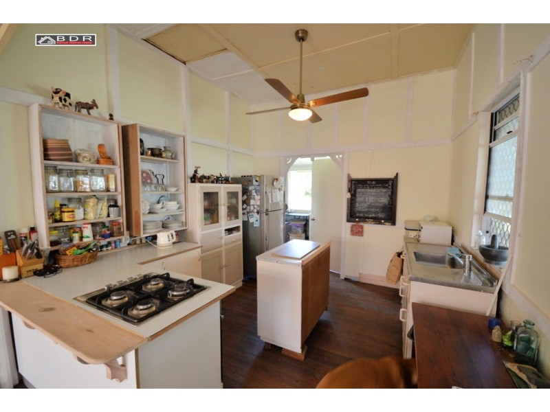 12 Philip Street, Howard QLD 4659