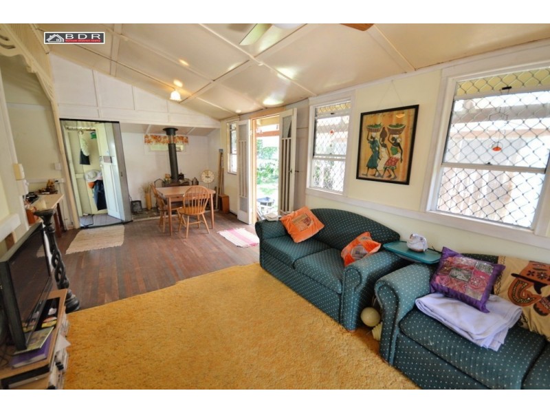 12 Philip Street, Howard QLD 4659