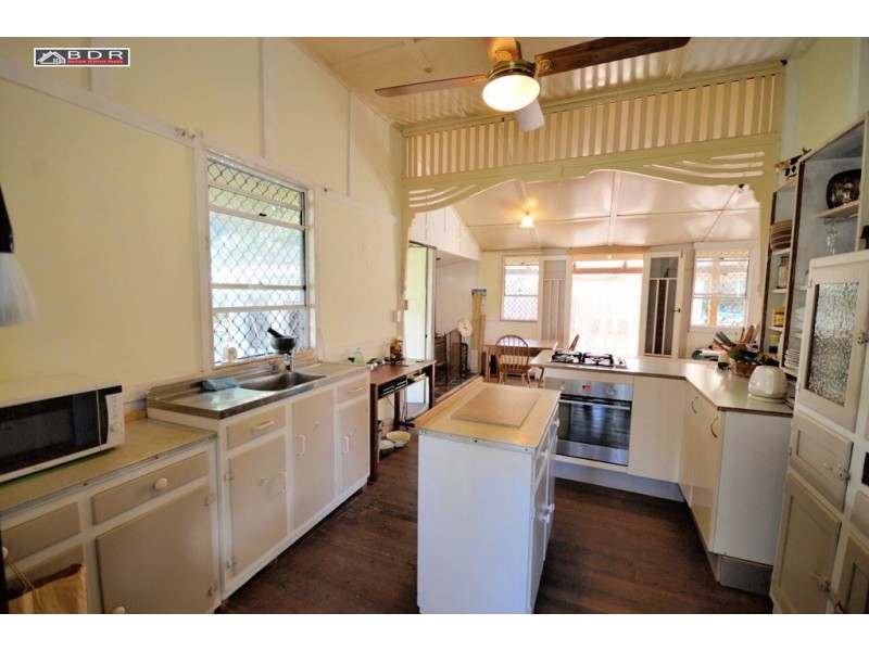 12 Philip Street, Howard QLD 4659