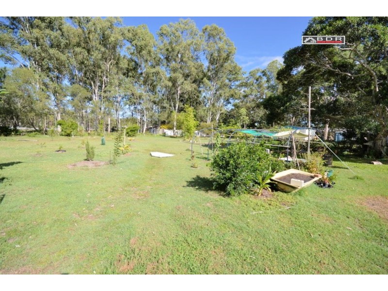 12 Philip Street, Howard QLD 4659