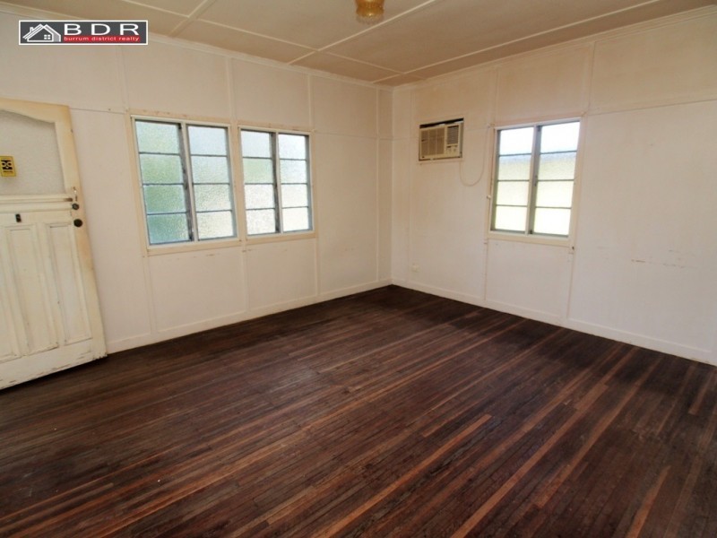 8 Agnes Street, Howard QLD 4659