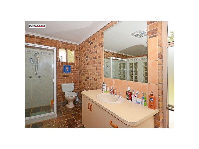 1-55 Colman Cres, Burrum River QLD 4659