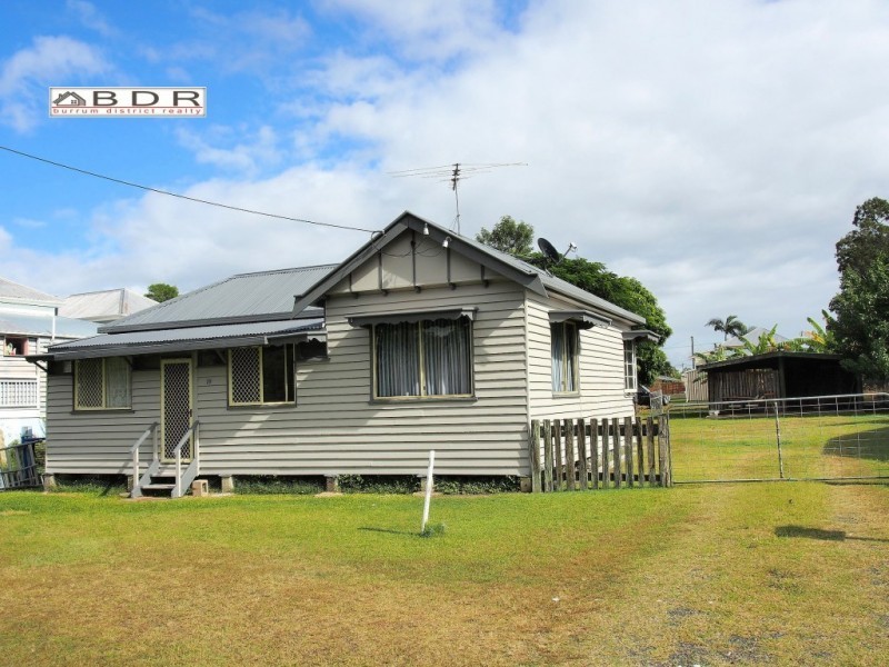 19 Hartley Street, Torbanlea QLD 4662