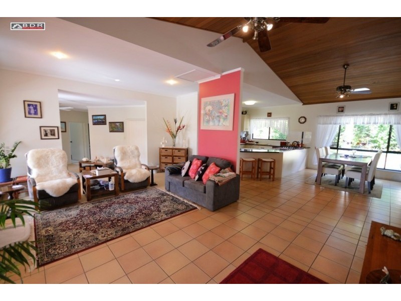 22 Dreamtime Ave, Burrum Heads QLD 4659