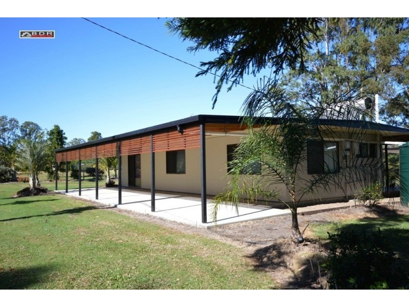 86 Old Bruce Hwy, Howard QLD 4659
