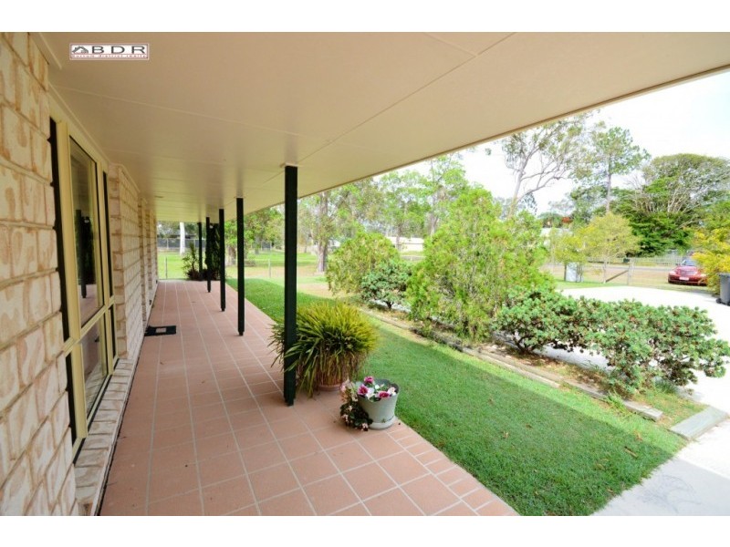 28 East Street, Howard QLD 4659