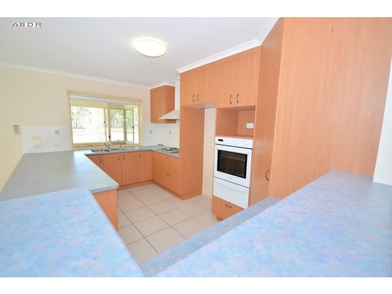 28 East Street, Howard QLD 4659