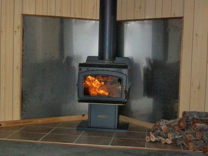 147 Faints Rd, Childers QLD 4660