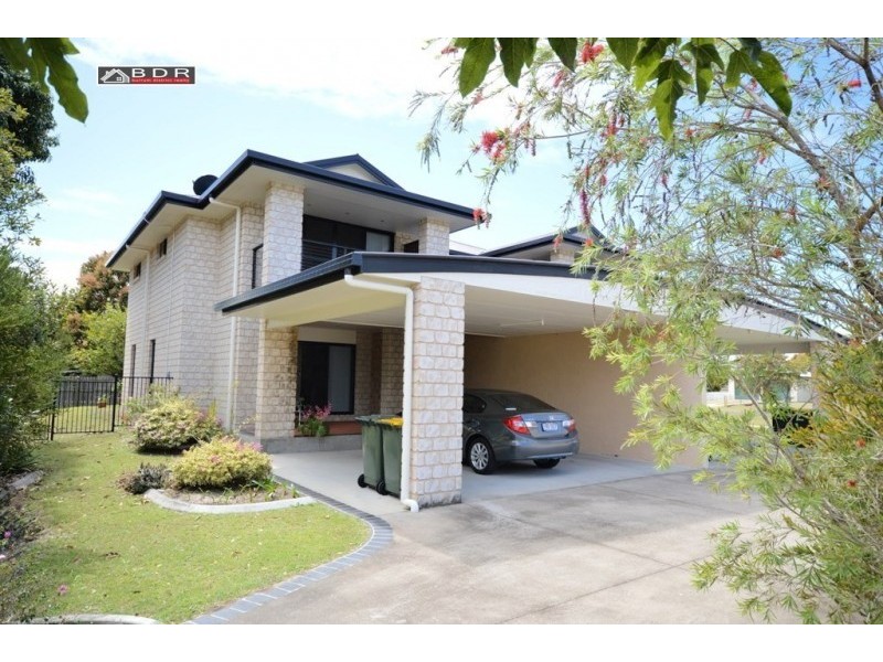 40 Howard Street, Burrum Heads QLD 4659