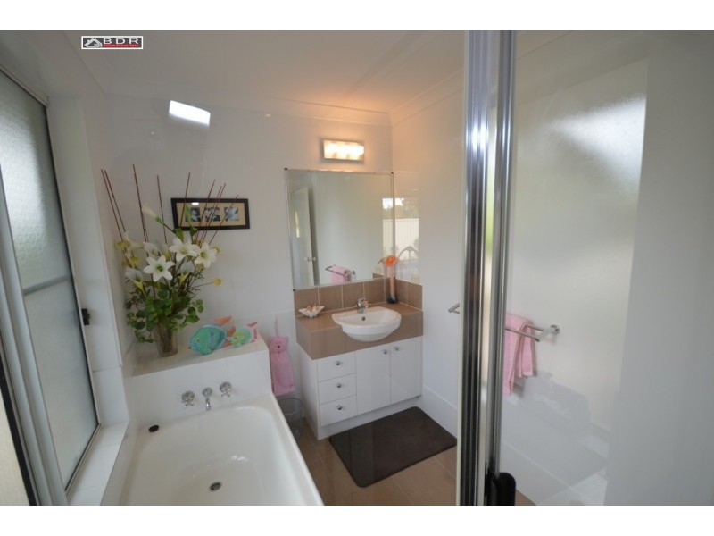3 Flame Tree Drive, Burrum Heads QLD 4659