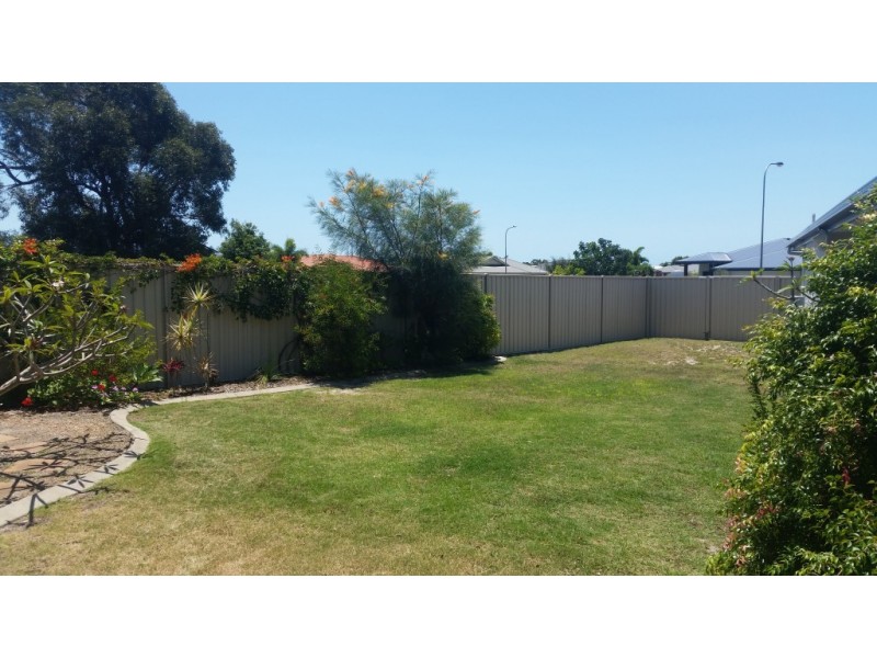 3 Flame Tree Drive, Burrum Heads QLD 4659