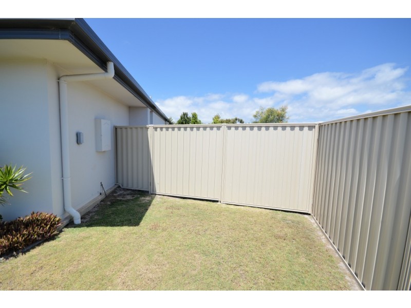 3 Flame Tree Drive, Burrum Heads QLD 4659