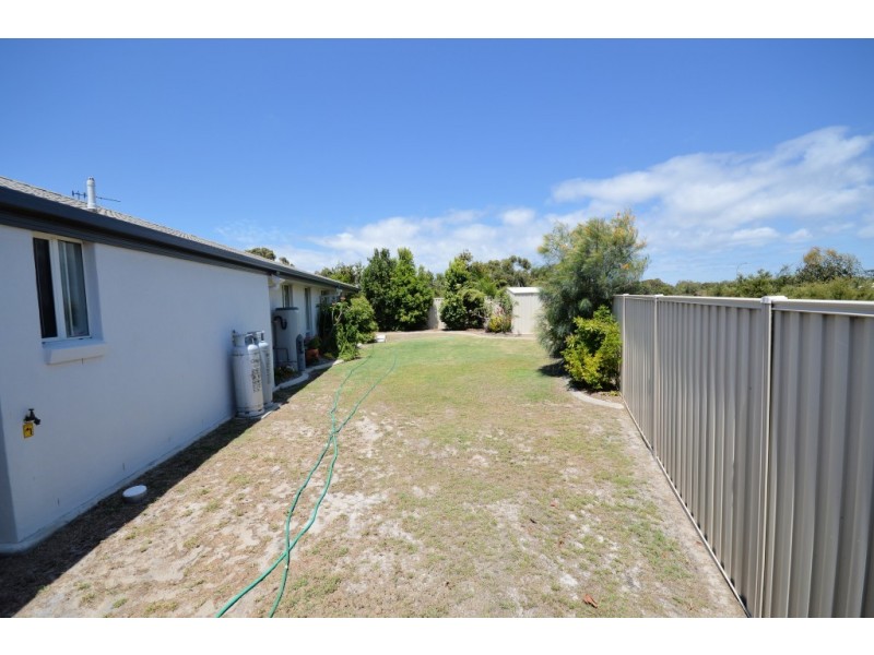 3 Flame Tree Drive, Burrum Heads QLD 4659