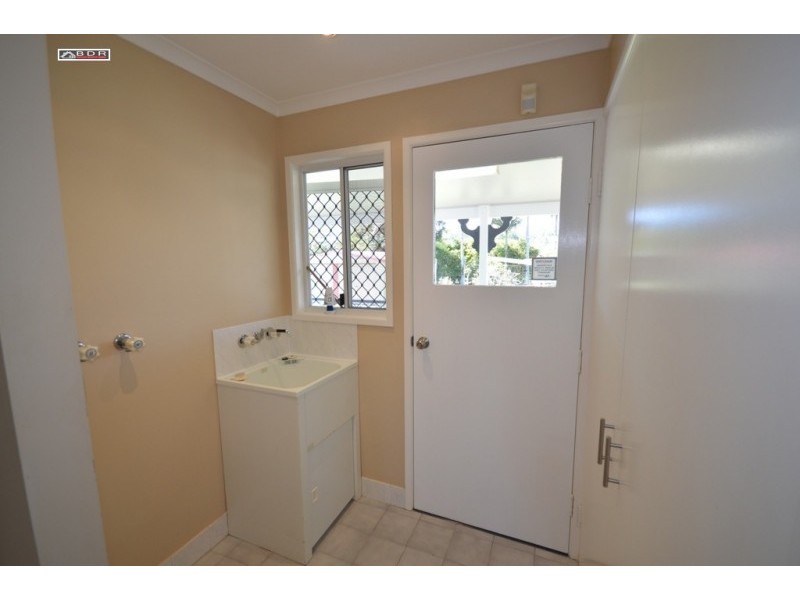 24 James St, Howard QLD 4659