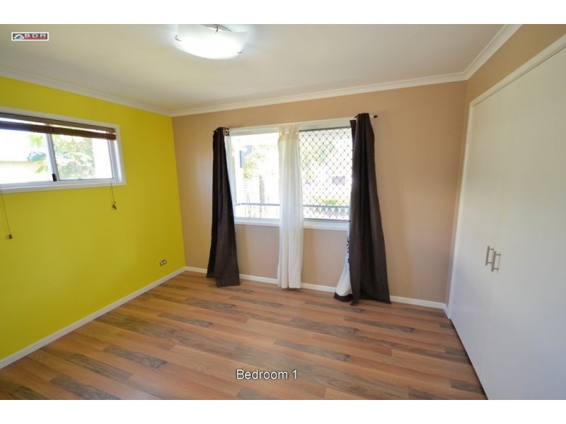 24 James St, Howard QLD 4659