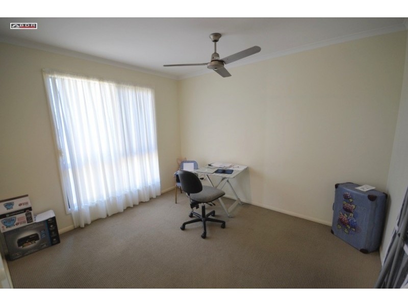 5 Annie St, Howard QLD 4659
