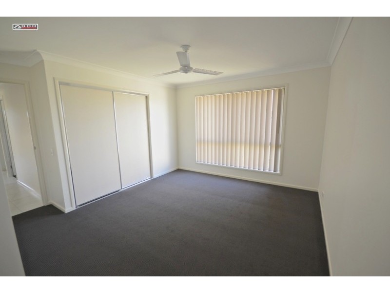 1/1 Lucas Dr, Burrum Heads QLD 4659