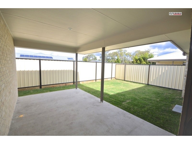 1/1 Lucas Dr, Burrum Heads QLD 4659