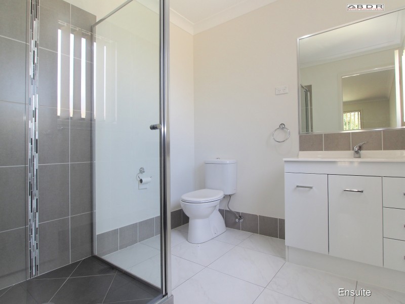 2/1 Lucas Drive, Burrum Heads QLD 4659