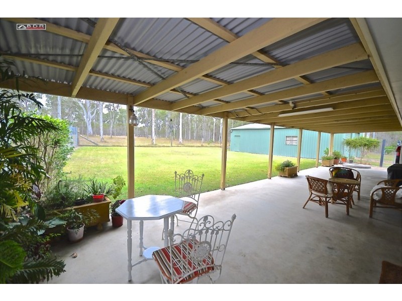 100 Howard Heights Rd, Howard QLD 4659