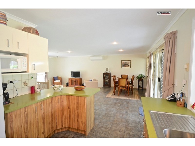 100 Howard Heights Rd, Howard QLD 4659
