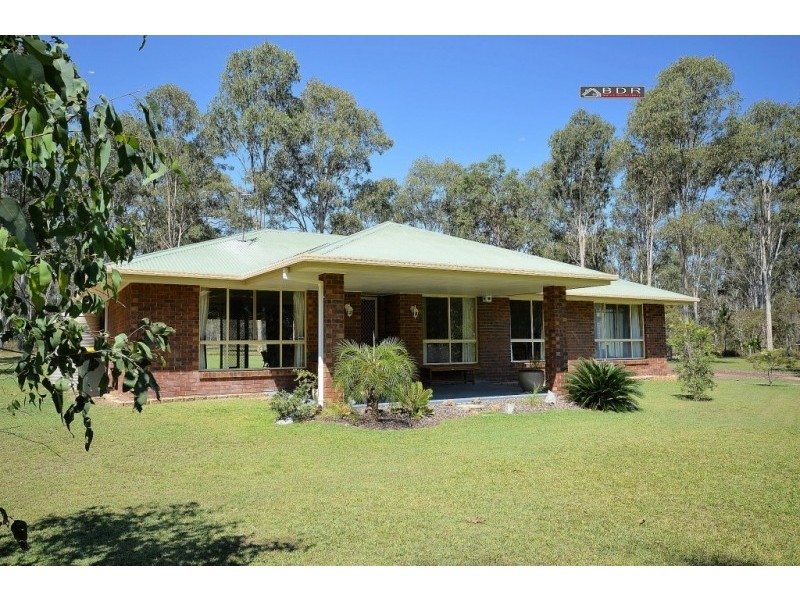 100 Howard Heights Rd, Howard QLD 4659