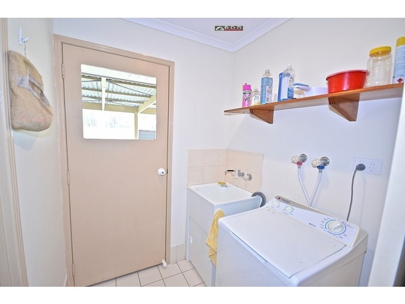 100 Howard Heights Rd, Howard QLD 4659