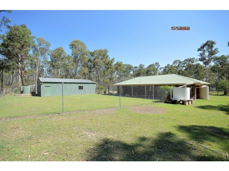 100 Howard Heights Rd, Howard QLD 4659