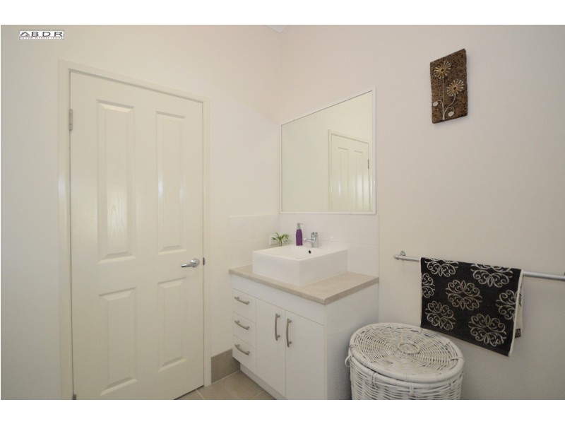 10 Coral Ave, Pacific Haven QLD 4659
