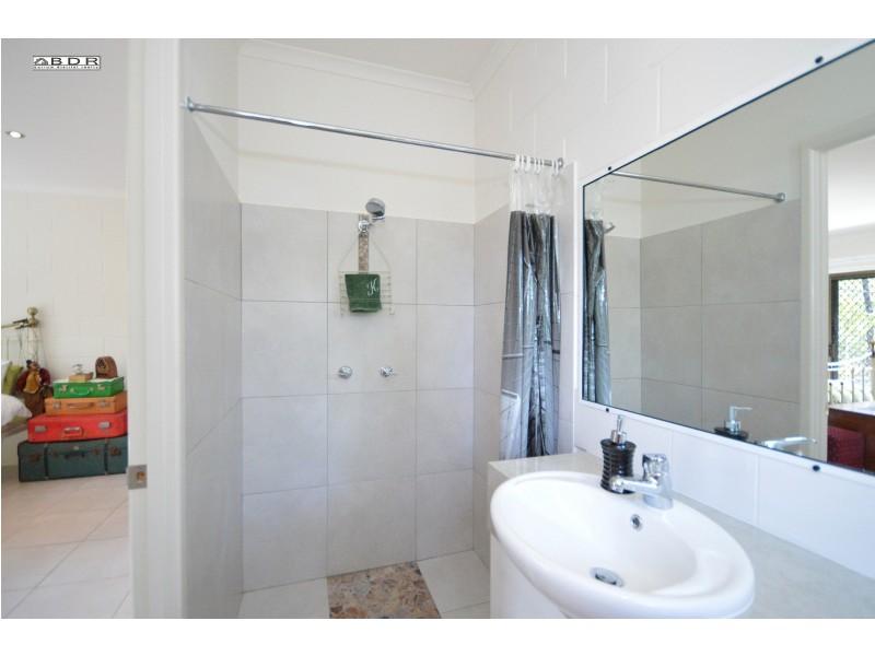 10 Coral Ave, Pacific Haven QLD 4659