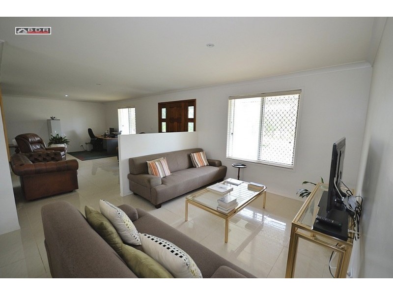 5 Marina Drive, Pacific Haven QLD 4659