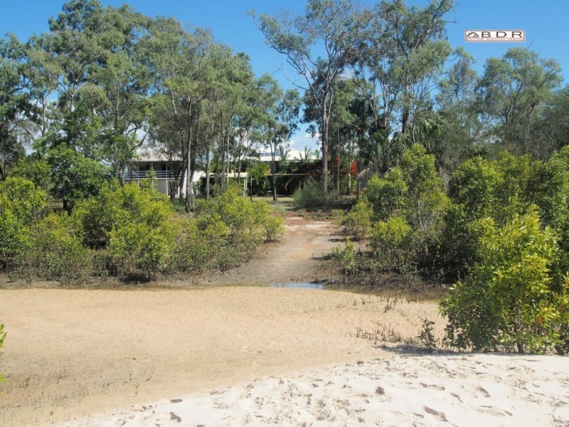 102 Riverview Drive, Burrum Heads QLD 4659