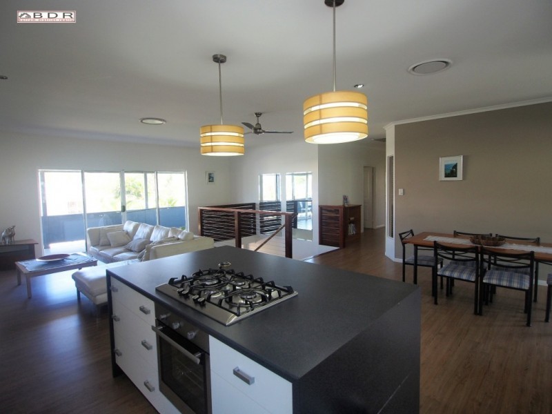 102 Riverview Drive, Burrum Heads QLD 4659